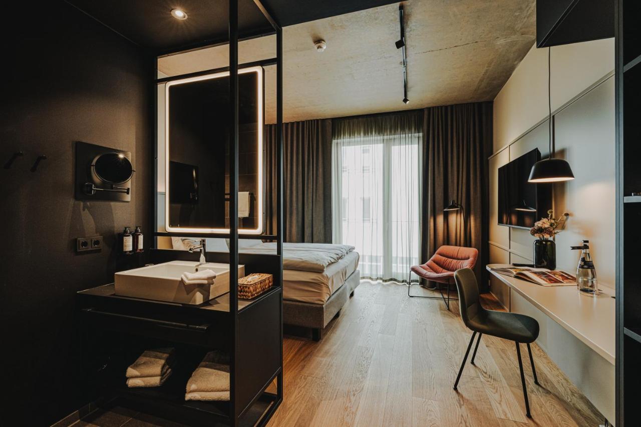 Hiive Отель 4*